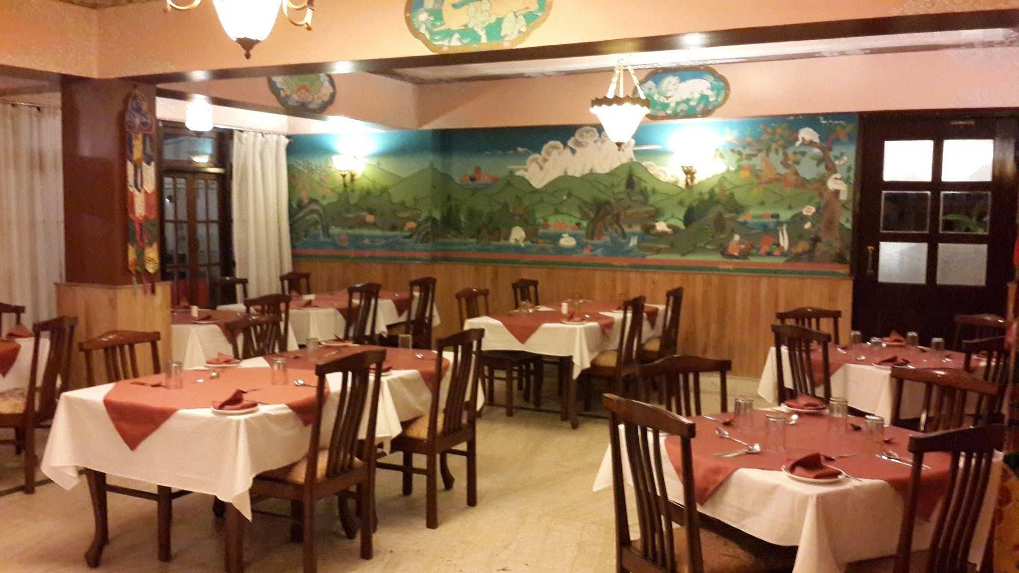 Himalayan Height Hotel Gangtok Buitenkant foto