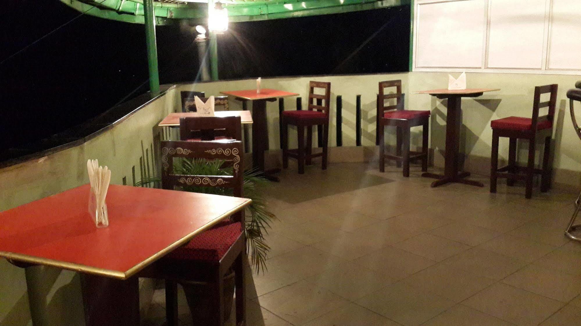 Himalayan Height Hotel Gangtok Buitenkant foto